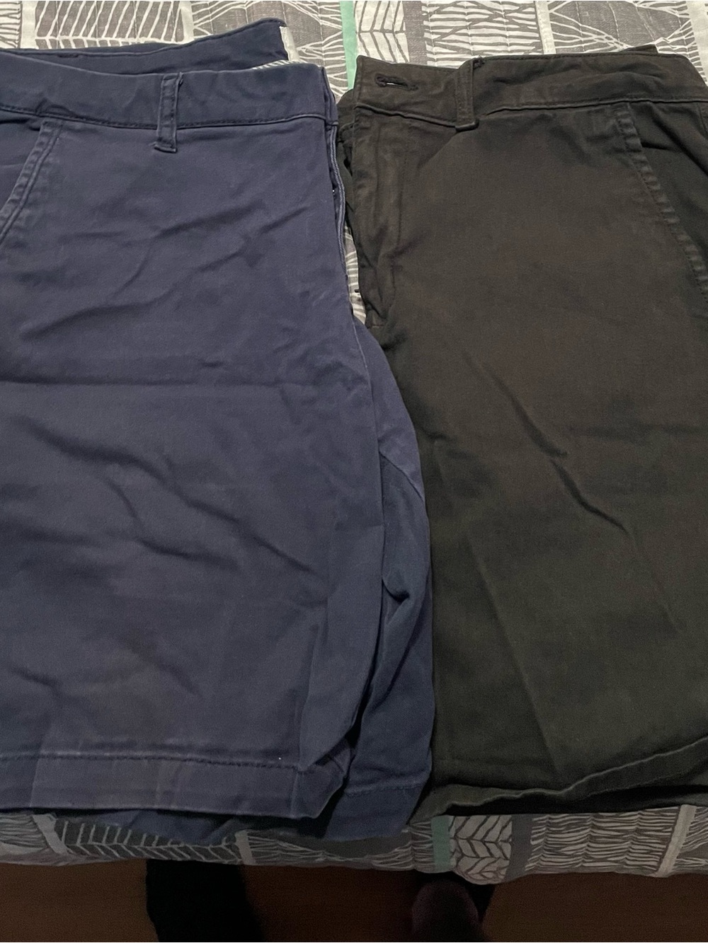 Two Casual Shorts in Navy and Black